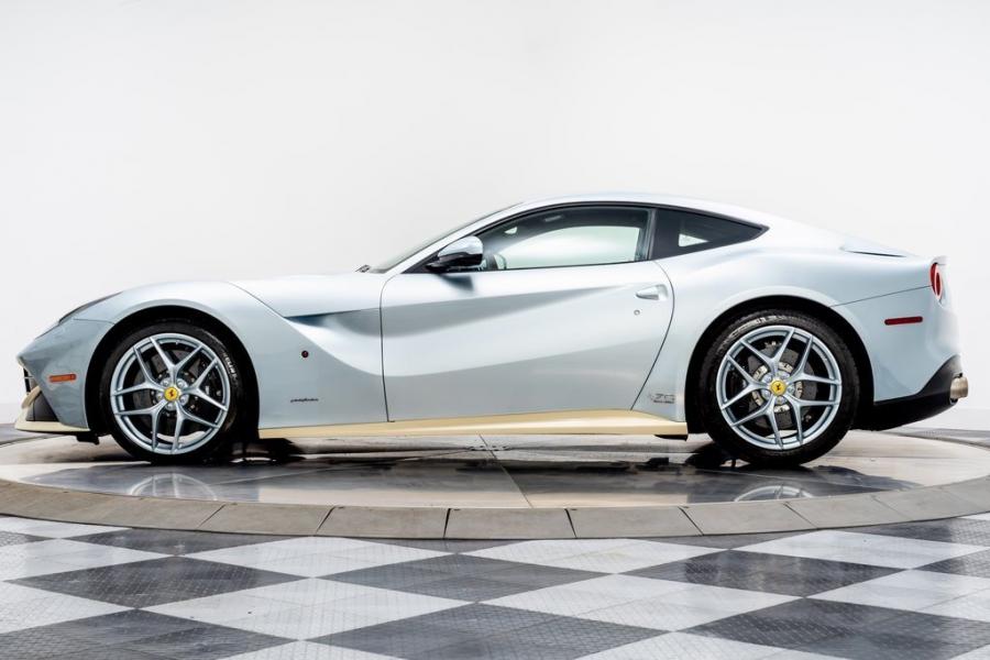  Ferrari F12berlinetta 70th Anniversary 2017 года  (фото 7 из 47)
